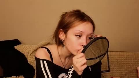 Snapshot of nettiewares chatting on February 2026 09:08:01 PM Naomi online show from February 2026 09:08:01 PM