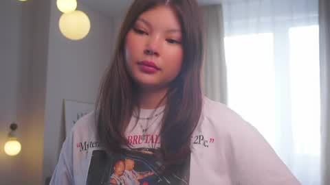 Snapshot of nevahiga chatting on May 2026 12:02:01 PM Yuna online show from May 2026 12:02:01 PM