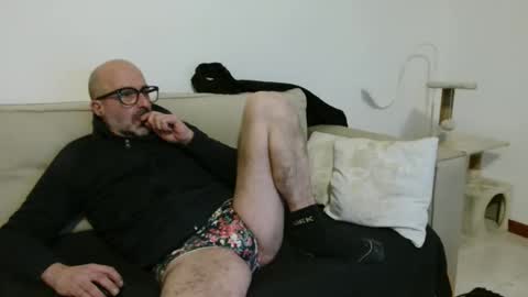 simi online show from November 2025 07:37:02 PM