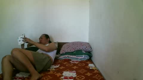 Snapshot of newest_star69 chatting on January 2025 05:51:01 AM Lucy Pearl online show from January 2025 05:51:01 AM