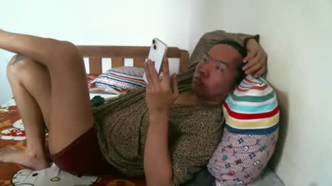 Snapshot of newest_star69 chatting on January 2025 02:35:01 AM Lucy Pearl online show from January 2025 02:35:01 AM