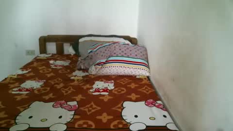 Snapshot of newest_star69 chatting on January 2025 07:07:01 AM Lucy Pearl online show from January 2025 07:07:01 AM