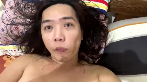 Snapshot of newest_star69 chatting on February 2025 03:21:01 AM Lucy Pearl online show from February 2025 03:21:01 AM