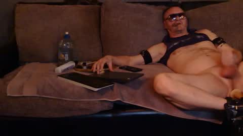 Snapshot of newfun11 chatting on February 2026 10:30:02 PM newfun11 online show from February 2026 10:30:02 PM