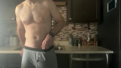 newguy_097 online show from October 2025 03:45:02 PM