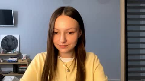 Snapshot of next_fantasy_bb chatting on November 2025 01:10:01 PM Agne online show from November 2025 01:10:01 PM