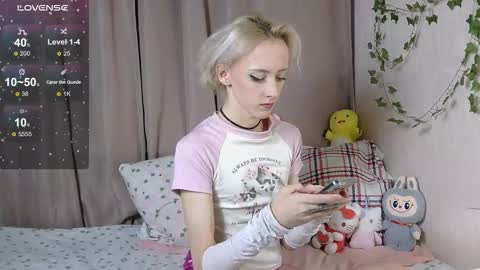 NextVibe1 online show from November 2025 06:29:02 PM