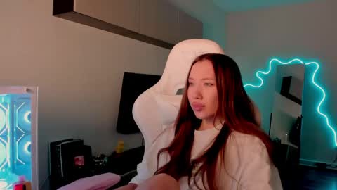 Mina online show from April 2026 08:45:01 AM