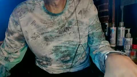 Snapshot of nfgwholoves2cum chatting on January 2025 10:28:01 PM NFG Nice Friendly Guy Dick online show from January 2025 10:28:01 PM