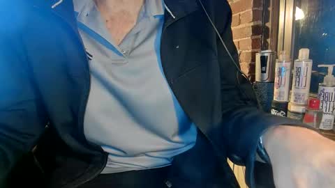 Snapshot of nfgwholoves2cum chatting on January 2025 11:45:02 PM NFG Nice Friendly Guy Dick online show from January 2025 11:45:02 PM