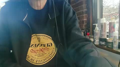 Snapshot of nfgwholoves2cum chatting on February 2025 09:23:02 PM NFG Nice Friendly Guy Dick online show from February 2025 09:23:02 PM