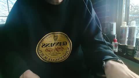 Snapshot of nfgwholoves2cum chatting on February 2025 09:41:02 PM NFG Nice Friendly Guy Dick online show from February 2025 09:41:02 PM