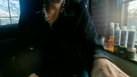 Snapshot of nfgwholoves2cum chatting on March 2025 10:08:02 PM NFG Nice Friendly Guy Dick online show from March 2025 10:08:02 PM