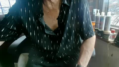 Snapshot of nfgwholoves2cum chatting on March 2025 09:24:01 PM NFG Nice Friendly Guy Dick online show from March 2025 09:24:01 PM