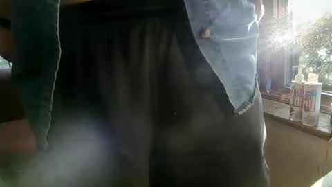 Snapshot of nfgwholoves2cum chatting on September 2025 09:30:01 PM NFG Nice Friendly Guy Dick online show from September 2025 09:30:01 PM