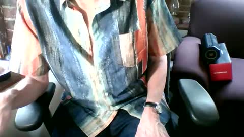 Snapshot of nfgwholoves2cum chatting on July 2026 09:21:02 PM NFG Nice Friendly Guy Dick online show from July 2026 09:21:02 PM