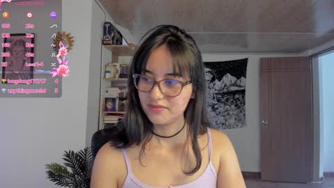 Nia online show from December 2024 09:02:01 PM