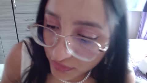 Dani online show from January 2025 06:04:02 PM