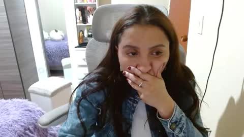 Dani online show from November 2025 04:34:02 AM