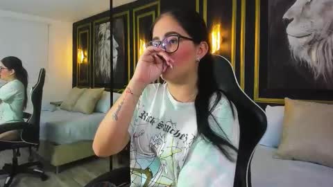 Snapshot of nia_may chatting on October 2025 02:57:02 PM N I A online show from October 2025 02:57:02 PM