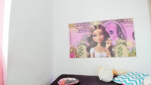 Snapshot of nianoretti chatting on October 2025 03:57:02 PM Nia online show from October 2025 03:57:02 PM