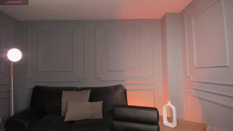 Call me Nia  online show from February 2025 02:06:01 AM