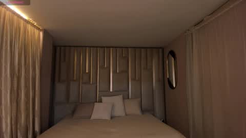 Call me Nia  online show from September 2025 07:02:02 PM