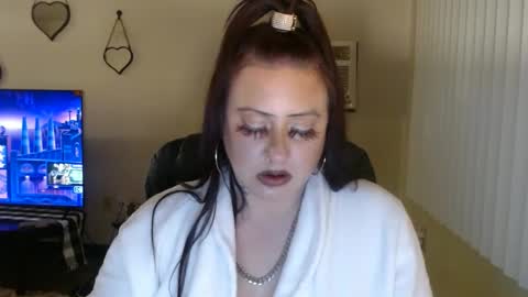 Snapshot of niccibaby chatting on December 2024 04:10:02 AM Nicci babyyy online show from December 2024 04:10:02 AM