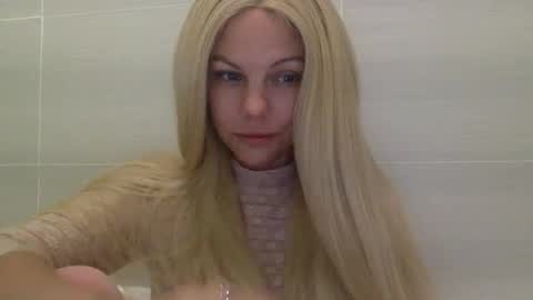 Amber online show from October 2025 08:57:02 AM