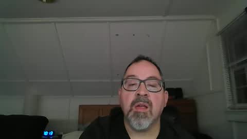 niceguy7208 online show from April 2026 02:14:01 AM