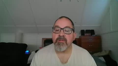 niceguy7208 online show from May 2026 10:33:02 PM