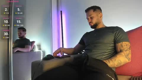 Nicholassx online show from April 2026 07:52:02 PM