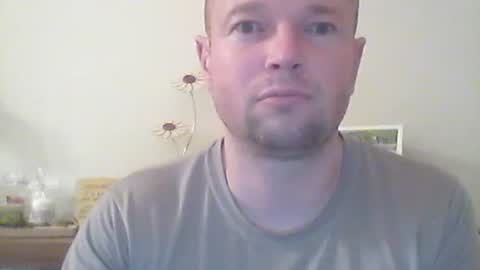 nick1990b online show from October 2025 05:23:02 PM