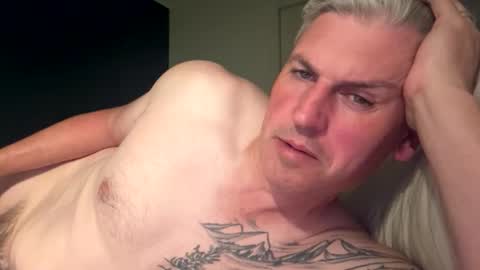 Snapshot of nick578320 chatting on April 2026 05:52:01 PM nick578320 online show from April 2026 05:52:01 PM