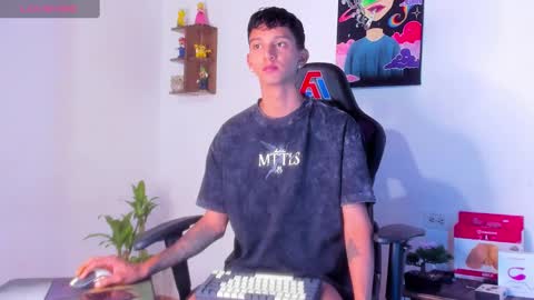 Frank online show from January 2025 09:15:02 PM