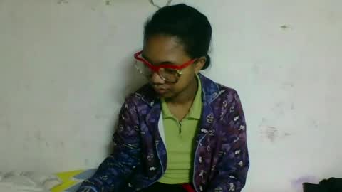 nickiqqyuu online show from July 2026 12:52:02 AM