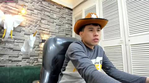 Snapshot of nickk_wolff chatting on November 2025 02:57:02 AM Nickk Wolff online show from November 2025 02:57:02 AM