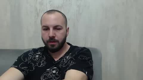 Snapshot of nickolas22 chatting on January 2025 09:53:02 PM Julian online show from January 2025 09:53:02 PM