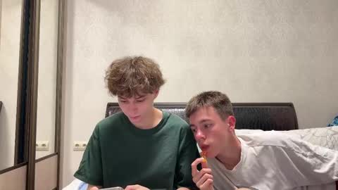 Snapshot of nickoxide chatting on September 2025 04:51:01 PM nickoxide online show from September 2025 04:51:01 PM