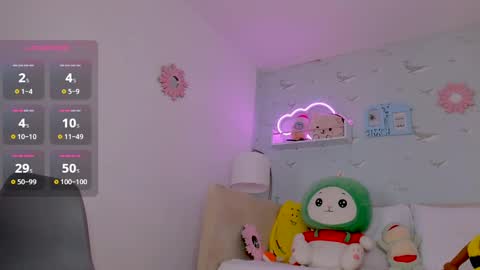 Nicolas online show from March 2025 06:00:01 PM