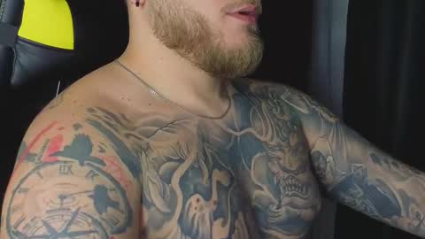 Snapshot of nicktattoomaster chatting on December 2025 07:09:01 PM nicktattoomaster online show from December 2025 07:09:01 PM