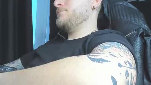 Snapshot of nicktattoomaster chatting on April 2026 04:44:02 PM nicktattoomaster online show from April 2026 04:44:02 PM