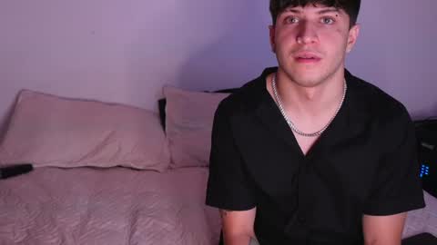 Snapshot of nicky_and_blake chatting on December 2024 11:03:02 PM nicky and blake online show from December 2024 11:03:02 PM