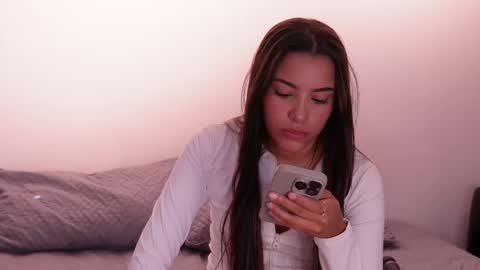 Snapshot of nicky_and_blake chatting on March 2025 06:44:01 PM nicky and blake online show from March 2025 06:44:01 PM