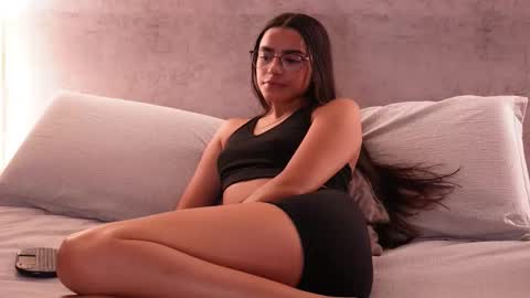 nicky and blake online show from March 2026 03:39:02 PM