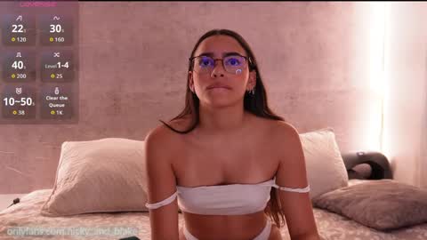 nicky and blake online show from April 2026 06:13:02 PM