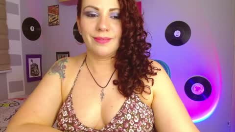 Snapshot of nicky_lucy_m chatting on December 2024 05:37:01 AM lucy online show from December 2024 05:37:01 AM
