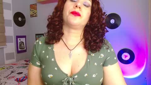 Snapshot of nicky_lucy_m chatting on December 2024 05:42:02 AM lucy online show from December 2024 05:42:02 AM