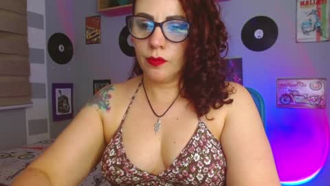 Snapshot of nicky_lucy_m chatting on February 2025 05:08:01 AM lucy online show from February 2025 05:08:01 AM