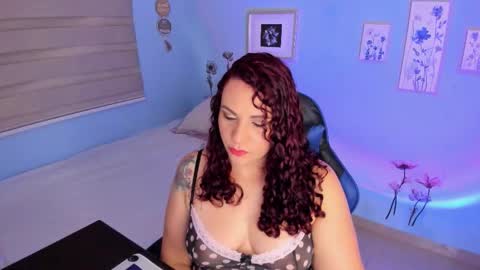 Snapshot of nicky_lucy_m chatting on September 2025 02:06:01 AM lucy online show from September 2025 02:06:01 AM